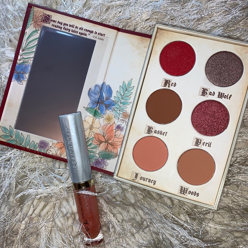 Eye shadow palette and lips & eye special effects